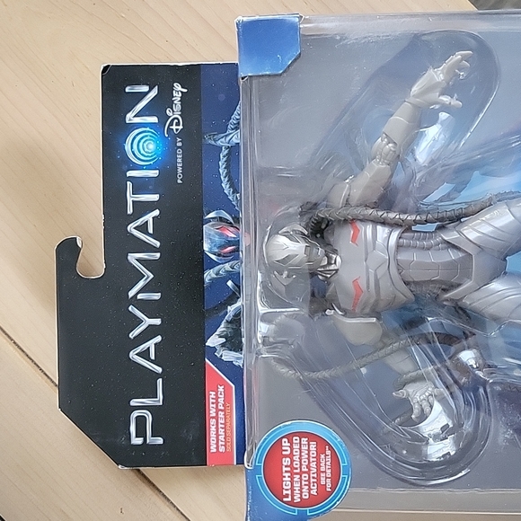 Marvel Avengers Playmation Ultron Deluxe Villain Smart  Figure- Disney - Picture 3 of 6